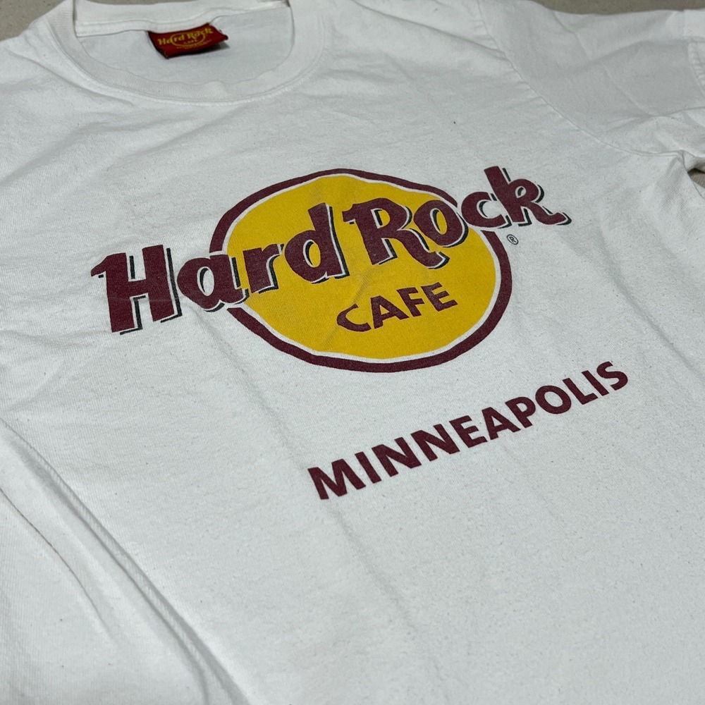 Hard Rock Cafe Minneapolis T-Shirt Authentic All Is One White Graphic Tee *READ